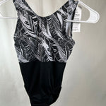Load image into Gallery viewer, Girls 6X/7 Gymnastics LEOTARDS A Ready to Ship
